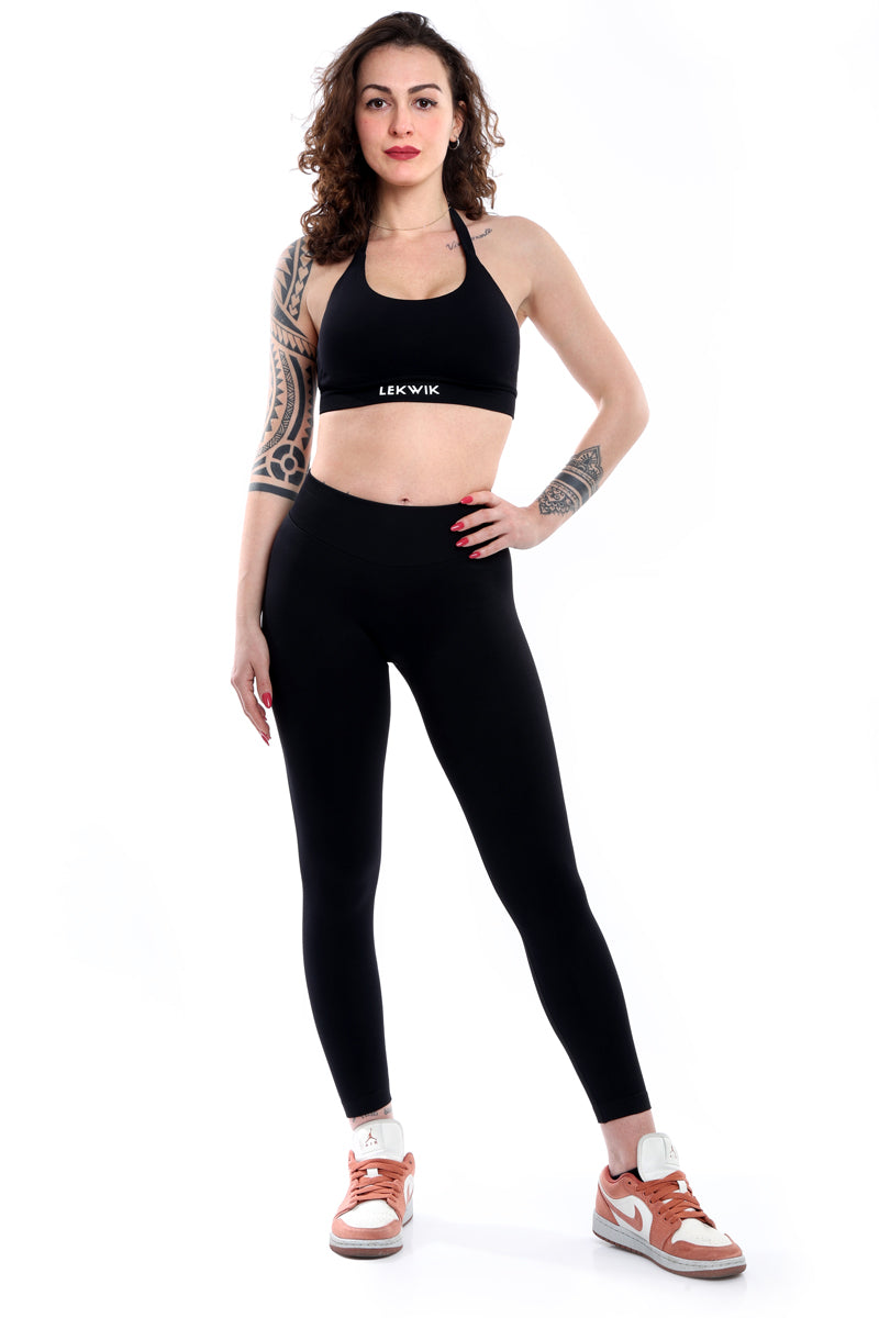 Black sports top model IMMO