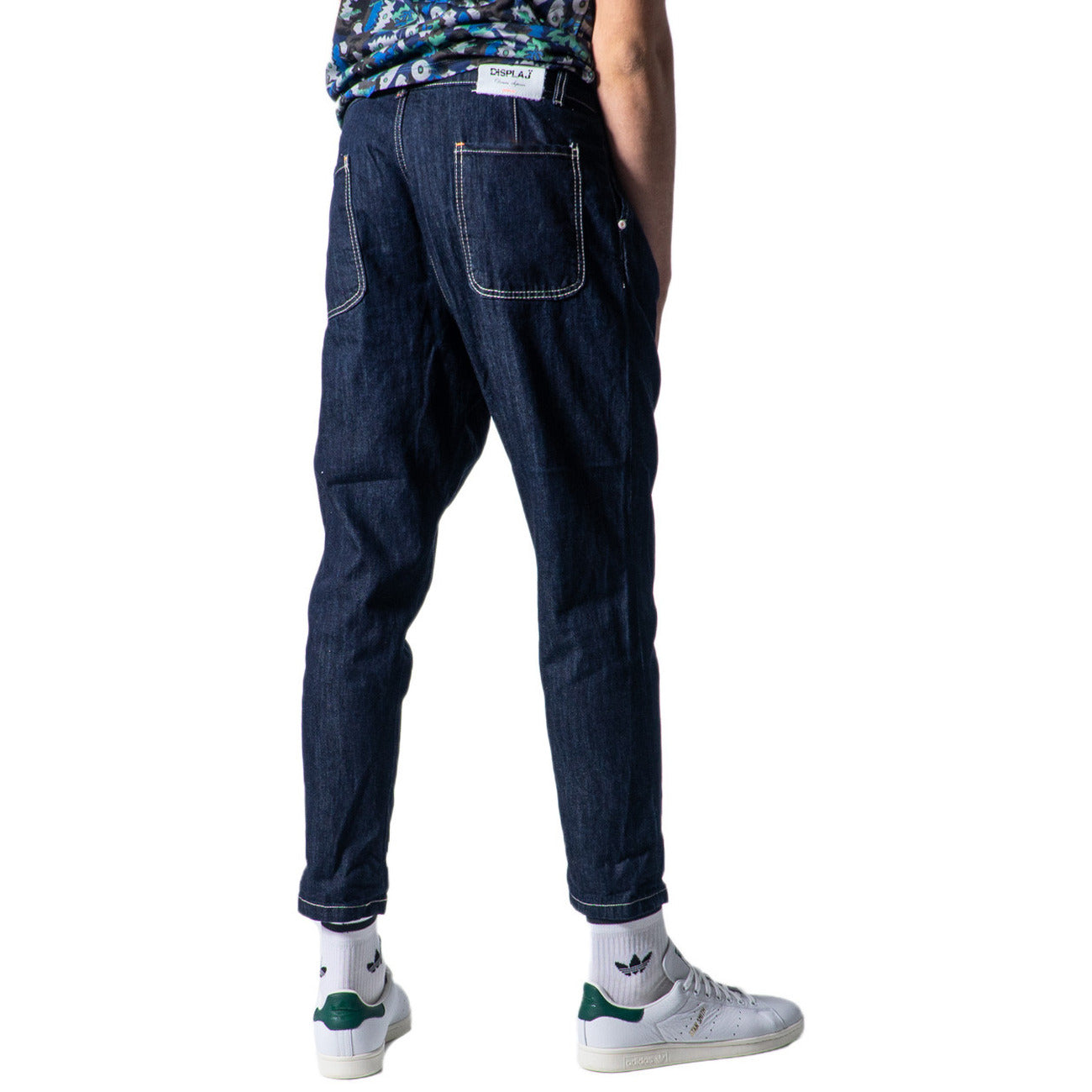 Display Men's Jeans