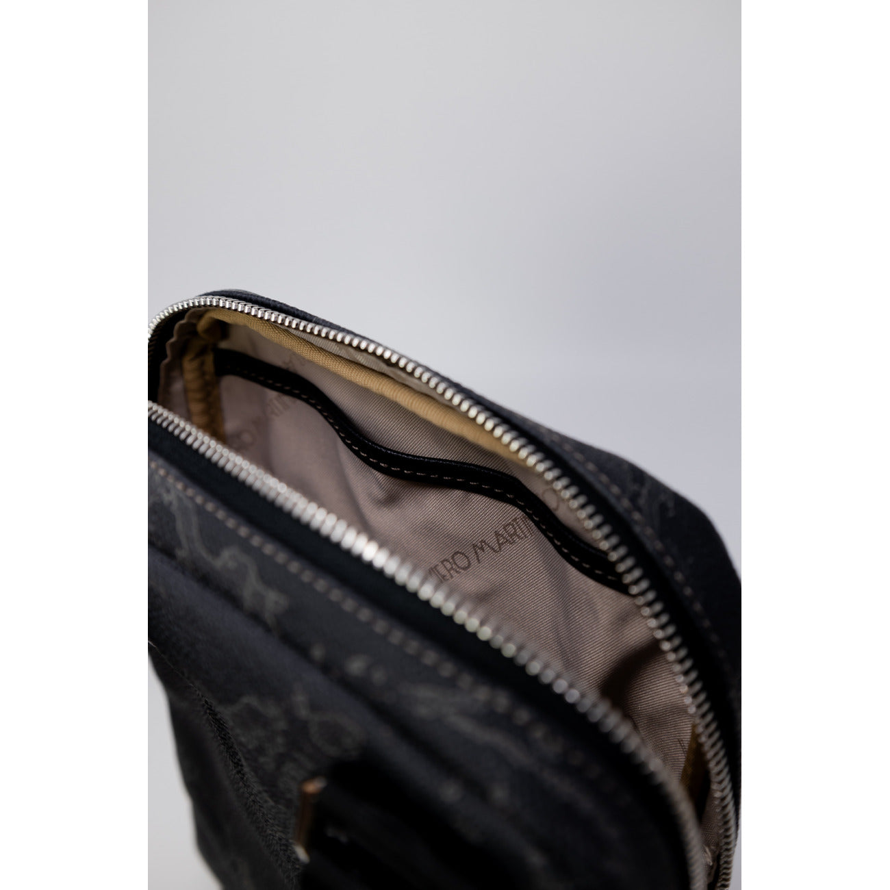 Alviero Martini First Class Men's Bag