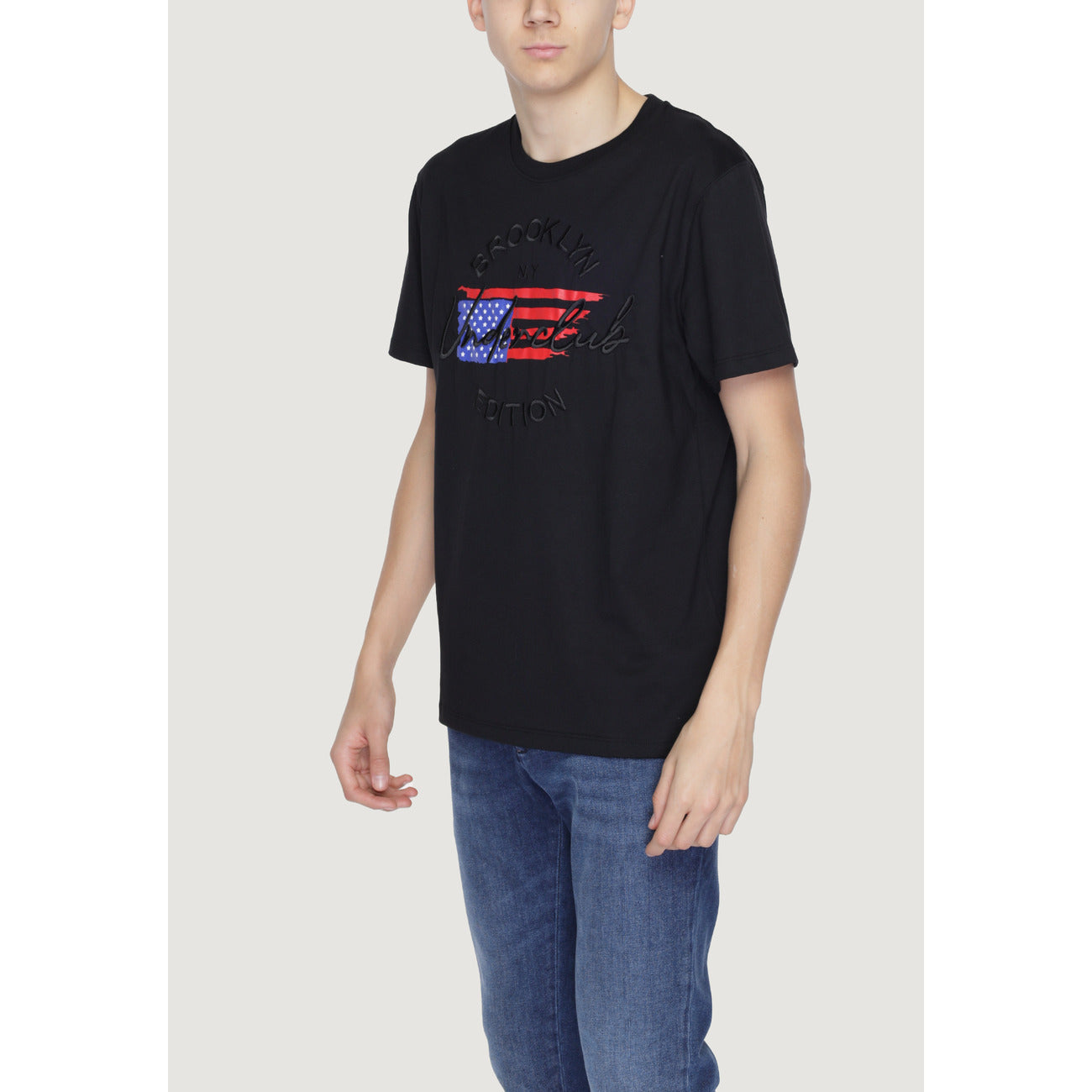 Underclub Men's T-Shirt