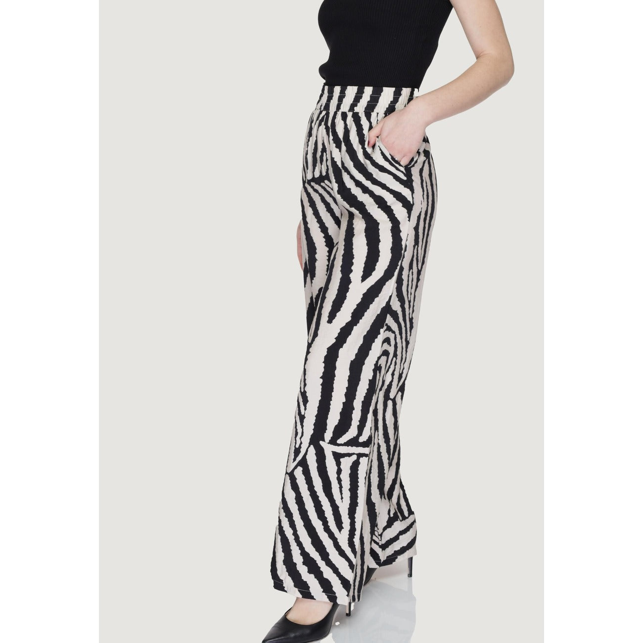 Jacqueline De Yong Pantaloni Donna