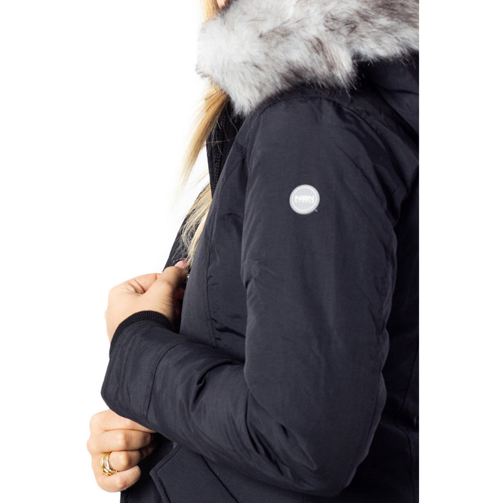 No Zone Women's Jacket